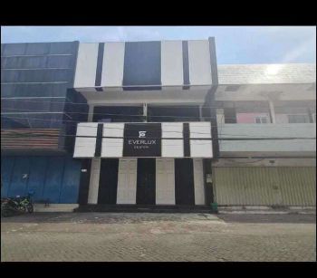 Ruko baru mewah luas 118m2 selesai renovasi lokasi solo baru,