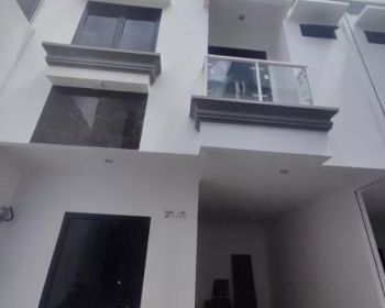 Rumah murah di jual lokasi strategis dekat UNJ di jakarta
