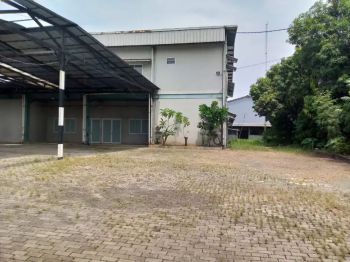 GUDAMG IZIN INDUSTRI DI SEWAN TANGERANG AKSES KONTAINER 40 FEET