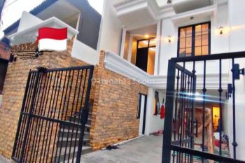 Rumah Baru 3 Lt Ada Private Pool Dekat Exit Tol Di Jagakarsa Jaksel