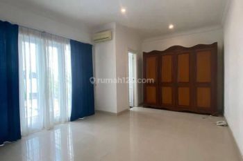 Bloomington 3 BR Private Lift Kemang Village Usd 3000