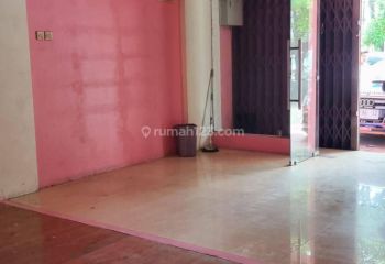 Ruko besar 3 lantai siap usaha di TKI 2