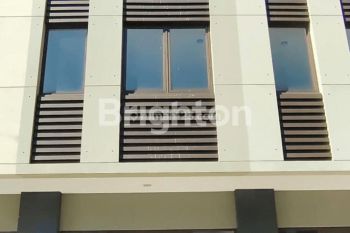 Ruko Rukan 2 Lantai West Park BSD Brand New Siap Huni Siap Pakai