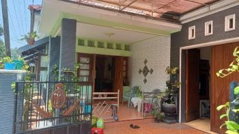 Dijual Rumah 1,5 Lt di Jaksa Agung Suprapto