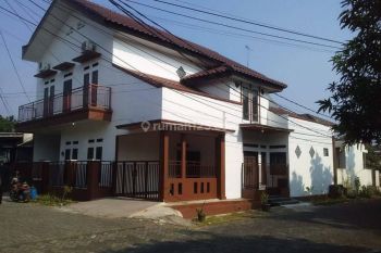 Rumah di Depok Maharaja 10 menit Pintu Tol