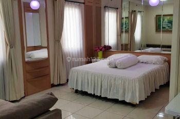 Apartement The Majesty Apartment 2 BR Furnished Bagus