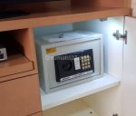 thumbnail-apartement-the-majesty-apartment-2-br-furnished-bagus-13