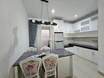 Sewa rumah green lake city dengan fasilitas mewah