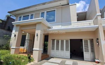 Sewa rumah cluster Raya Ampera Kemang Jakarta Selatan