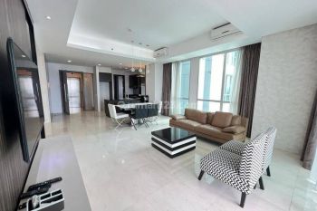 Tiffany 4 BR Modiv Jadi 3 BR 205 m² Private Lift Kemang Village