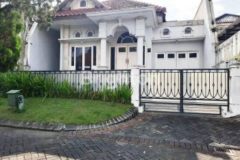 RUMAH DI ISTANA DIENG TIMUR