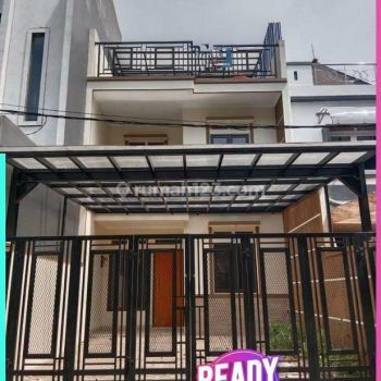 Strategis Rumah Gres 3 Lantai Di Salendro Kota Bandung 219M8