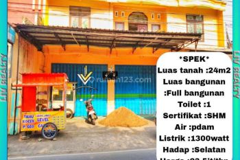 Disewakan ruko 2 lantai strategis, cocok buat usaha.