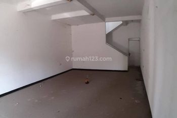 Ruko di Taman Kopo Indah 2