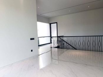 Rumah Ciamik Good View Daerah Elit Aman di Graha Famili