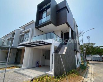 Disewakan Rumah Golf Island Pantai Indah Kapuk Brand New 5x15