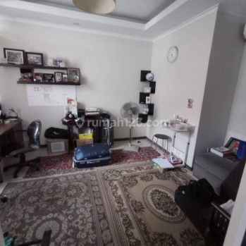 JARANG ADA - HOT LISTING Rumah 2 Lantai di Tatar Larangtapa Kota Baru Padalarang