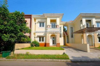 Rumah besar, mewah, baru, siap huni di cluster elit Galuh Mas