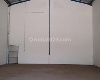 P Fl Disewakan Gudang Lb180m2 Komp. Gudang Kamal Bisnis Center
