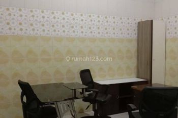 Gudang bonus bamgunan kantor rapi di cakung hanya 18Man