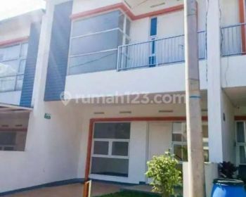 Disewakan Rumah 2 Lantai di Arcamanik SHM Baru