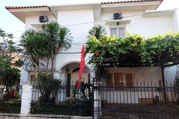 Rumah Disewakan di Cirendeu