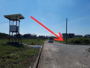 Kav dian istana depan perumahan rayan regency