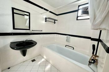 Apartemen Mitra Oasis Senen, 2 Kamar Tidur, Bagus. Furnished