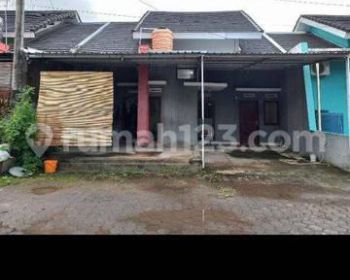 Rent Rumah: Rumah strategis