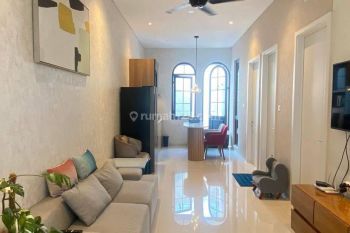 Rumah Modern Interior Bagus di Discovery Bintaro 11235 Sc 08111119245