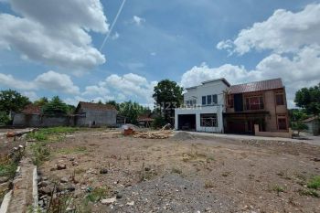 2jtan Tanah Primadona, Candi Prambanan, Jalan Utama Jogja Solo