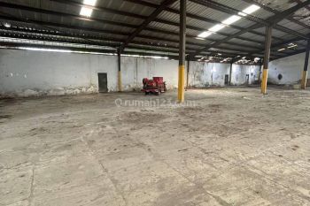Gudang di Pulo Gadung, Jakarta Timur 5.394 m Bagus HGB