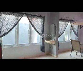 Dijual Rumah Lux Terawat Luas Nyaman di Sayap Supratman