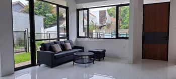 Rumah Baru Hook Siap Huni di Leuwipanjang, Bandung