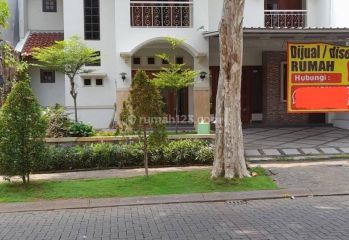 Rumah 2lantai di lingkungan nyaman dan tenang