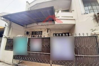 Rumah bebas banjir strategis di Tanjung Duren(TD222)