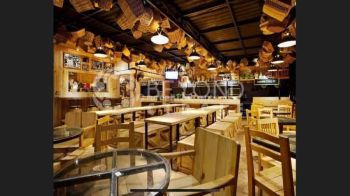 EX Resto mewah, cuan gede usaha disini di Sayap Riau, Bandung