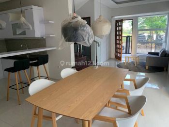 6x13 1.55m Cluster Adhyaksa Samping Meruya 2.5lantai Semi Furnish