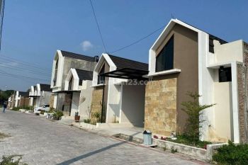 Rumah Hunian Modern Minimalis Gumpang Sukoharjo