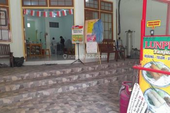 Sewa ruko di pinggir jalan raya tengah kota Semarang