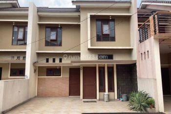 Cluster Baru Cantik 2 Lantai Siap Huni Harga Promo