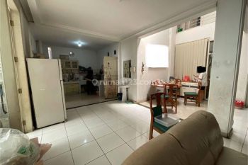 Rumah 2 Lantai Unfurnished Bagus Komplek Kumala Garden Bandung