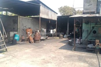 Pabrik di Kelurahan Jatimurni Kec. Pondok Melati Bekasi. Samping Pln , Dari Raya
