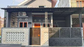 Rumah Cantik Siap Huni Semi Furnish dekat ke Kampus UMS