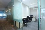 thumbnail-sewa-kantor-kapasitas-3-orang-fully-furnished-menara-165-jaksel-0