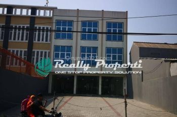 Disewakan 3 Unit Ruko Strategis di Jl Raya Ps Pondok Gede Bekasi