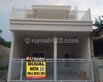 Rumah 2 lantai sudah renovasi di Citra Raya