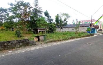 Dekat Kampus UII Di Jalan Kaliurang Km 12 Tanah SHM Strategis