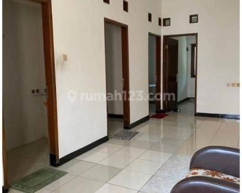 Rumah 2 Lantai di Suryalaya Bagus Siap Huni