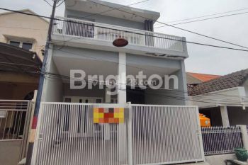 Rumah Minimalis Simpang Darmo Permai Selatan dekat PTC Pakuwon Mall, dekat JAC